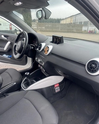 Audi A1 cena 47000 przebieg: 130000, rok produkcji 2015 z Gryfice małe 137